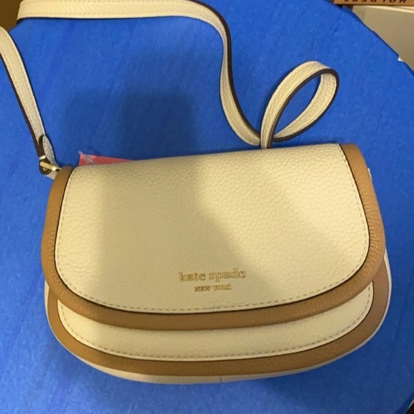 kate spade Handbags - Kate Spade Cream and Tan Crossbody Bag